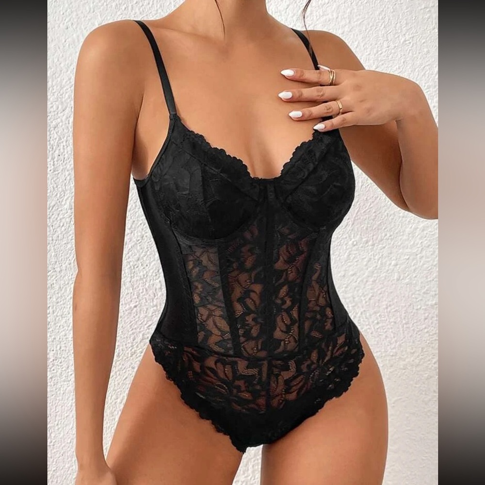 NWT: black lace bodysuit (XL)